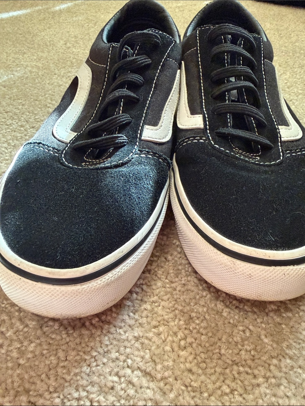 ✨Super Clean✨Vans Old Skool Black with White Side Stripe Sneakers - Picture 12 of 12